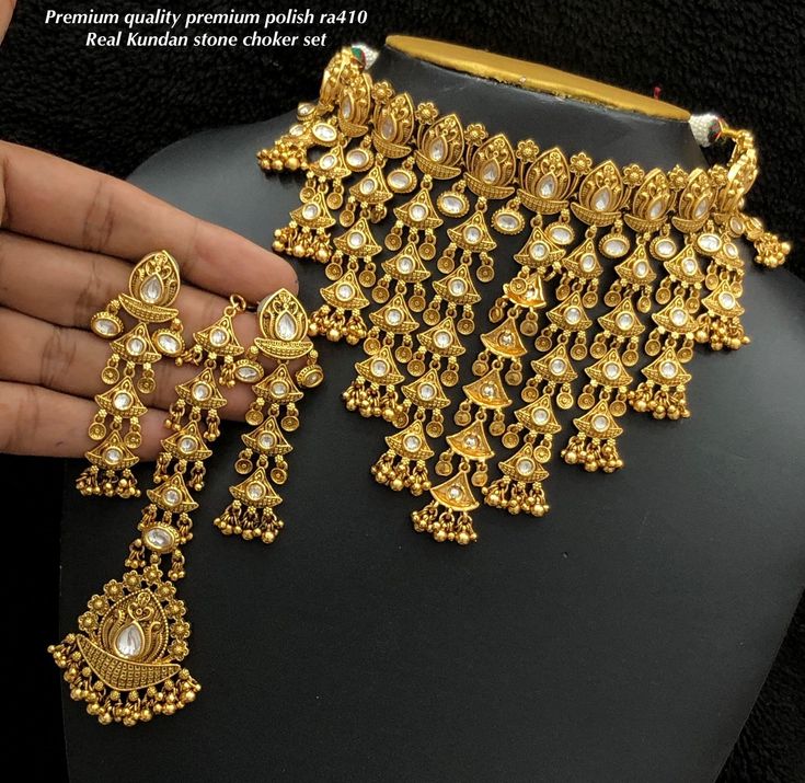 Golden Look Jhummer Necklace Set